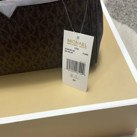 MICHAEL KORS Lita New w/Tags Orig Pkg Crossbody Bag & Magnetic Gift StorageBox - Picture 16 of 16